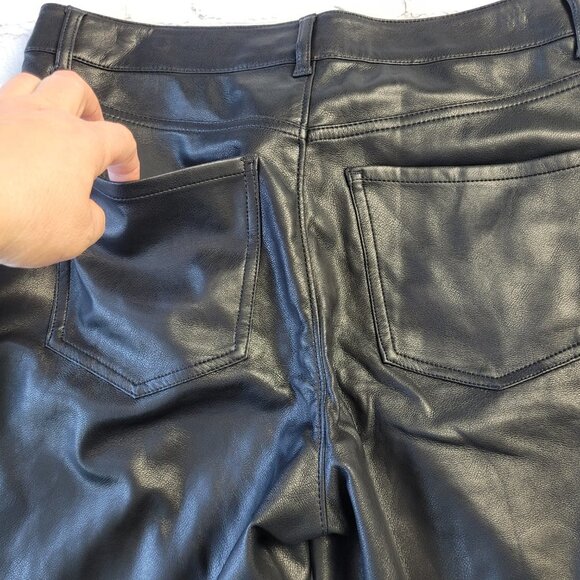 Express woman’s black laid leather skinny high rise pants size 8 - Picture 2 of 13